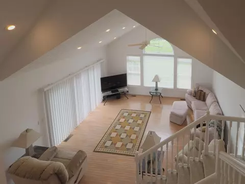Living - 19 Lone Oak Ct, Laurel Fork, VA 24352 photo 5 of 5