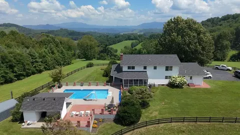 641 Vaughn Brooks Rd, Cleveland, VA 24225