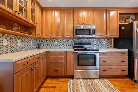 Kitchen - 409 Whispering Pines Rd, Max Meadows, VA 24360 photo 5 of 11