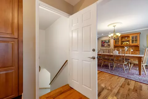 Entry Way - 409 Whispering Pines Rd, Max Meadows, VA 24360 photo 7 of 9