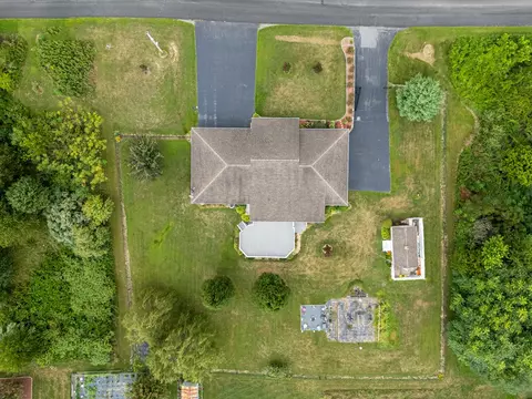 View/Area - 409 Whispering Pines Rd, Max Meadows, VA 24360 photo 6 of 10