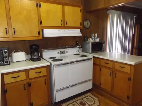Kitchen - 291 Laurel Fork Rd, Laurel Fork, VA 24352 photo 3 of 3