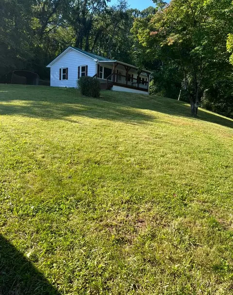 511 Reed St, Damascus, VA 24236 photo 1