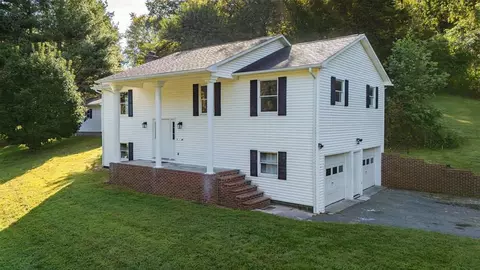 187 Aqua St, Cedar Bluff, VA 24609 photo 1
