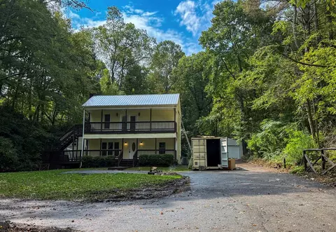900 Currin Valley Rd, Marion, VA 24354