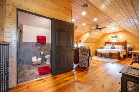 Bedroom - 1205 Stone Mountain Rd, Laurel Fork, VA 24352 photo 5 of 7