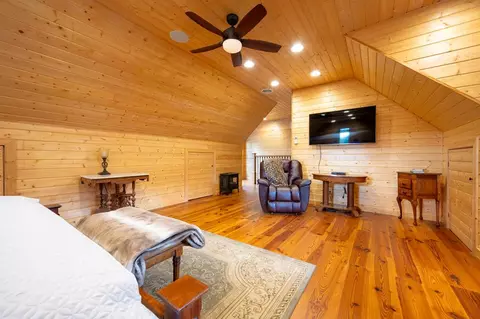 Bedroom - 1205 Stone Mountain Rd, Laurel Fork, VA 24352 photo 6 of 7