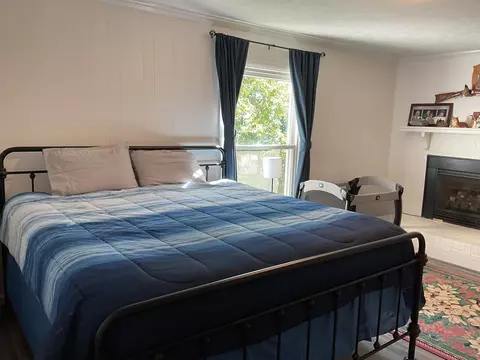 Bedroom - 727 Cascade Trl, Fancy Gap, VA 24328 photo 6 of 8