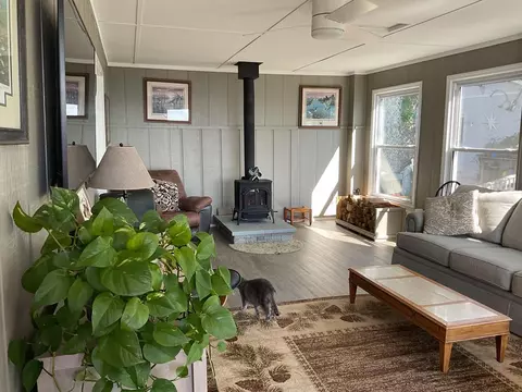 Living - 727 Cascade Trl, Fancy Gap, VA 24328 photo 6 of 10