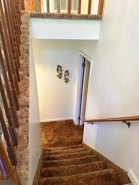 Entry Way - 199 Bluejay St, Cedar Bluff, VA 24609 photo 4 of 5