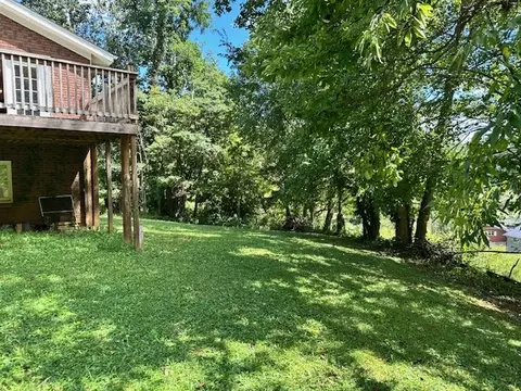 Exterior - 199 Bluejay St, Cedar Bluff, VA 24609 photo 5 of 14