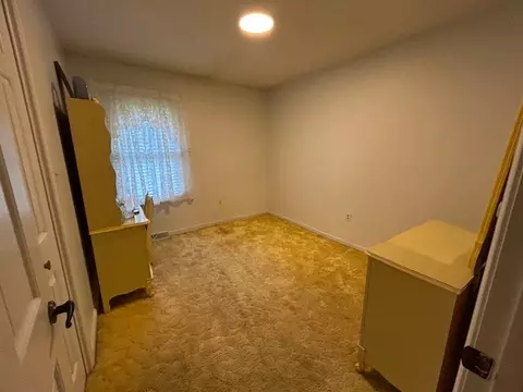 Bedroom - 199 Bluejay St, Cedar Bluff, VA 24609 photo 3 of 7