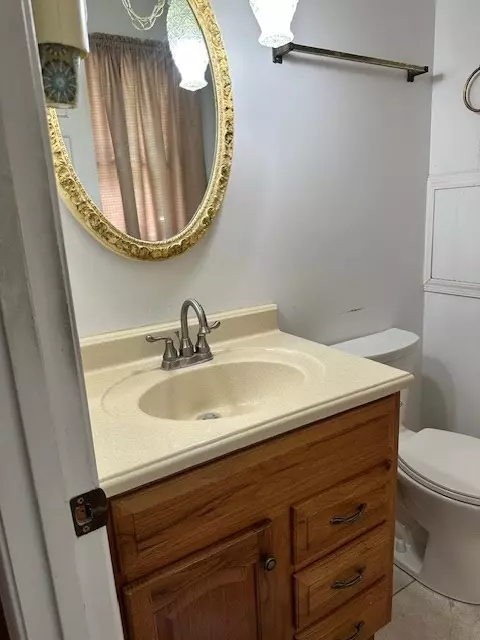 Bath - 199 Bluejay St, Cedar Bluff, VA 24609 photo 3 of 6