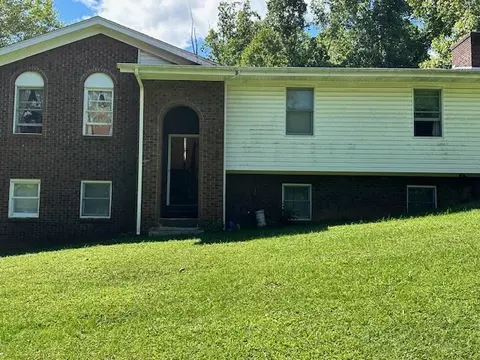 Exterior - 199 Bluejay St, Cedar Bluff, VA 24609 photo 14 of 14
