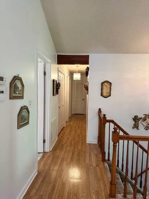Entry Way - 199 Bluejay St, Cedar Bluff, VA 24609 photo 1 of 5