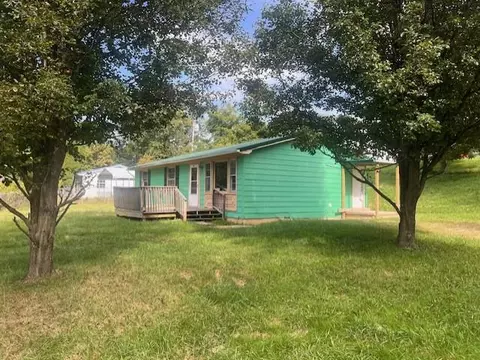 119 Deer Ridge Trl, Tazewell, VA 24651