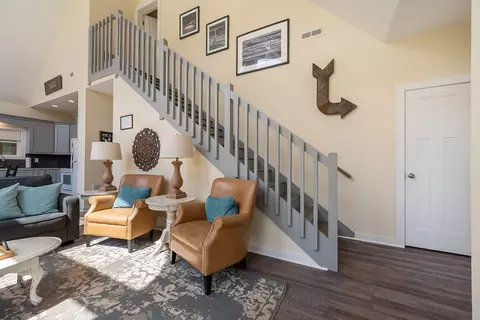 Entry Way - 4200 Clarks Ferry Rd, Draper, VA 24324 photo 3 of 4