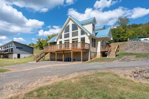 Exterior - 4200 Clarks Ferry Rd, Draper, VA 24324 photo 10 of 21