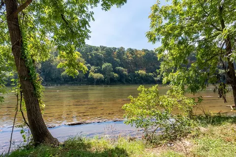View/Area - 4200 Clarks Ferry Rd, Draper, VA 24324 photo 3 of 20