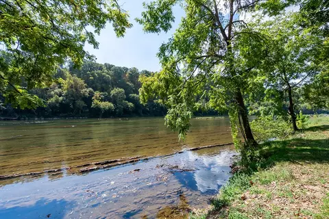View/Area - 4200 Clarks Ferry Rd, Draper, VA 24324 photo 5 of 20