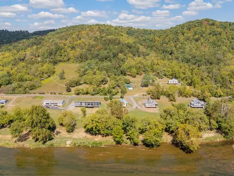 View/Area - 4200 Clarks Ferry Rd, Draper, VA 24324 photo 7 of 20