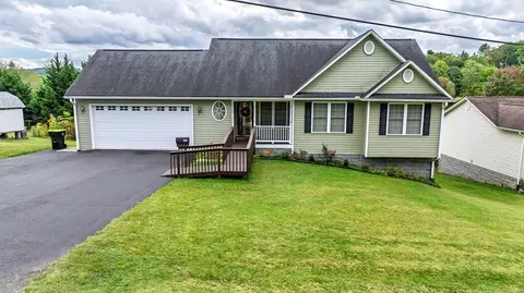 3860 Glendale Rd, Galax, VA 24333 photo 1