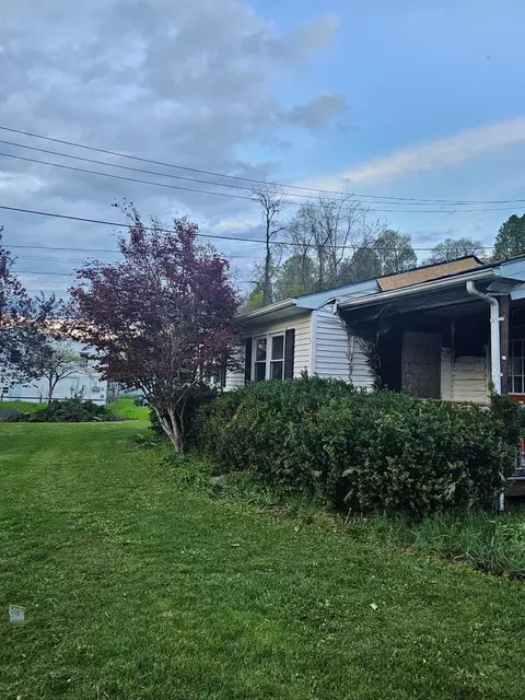 567 S Church St, Marion, VA 24354