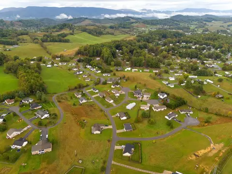 tbd Lariat Loop, Abingdon, VA 24210