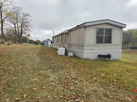 7907 W Lee Hwy, Rural Retreat, VA 24368