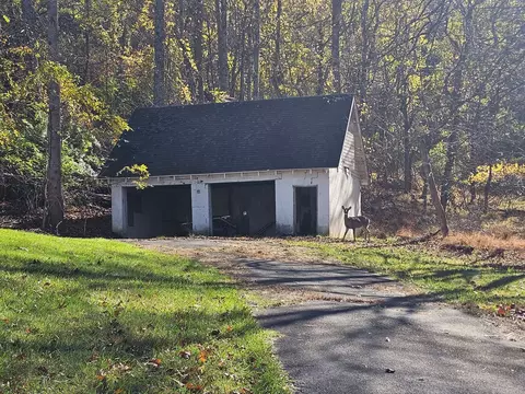 Exterior - 306 Tower Rd, Galax, VA 24333 photo 4 of 4