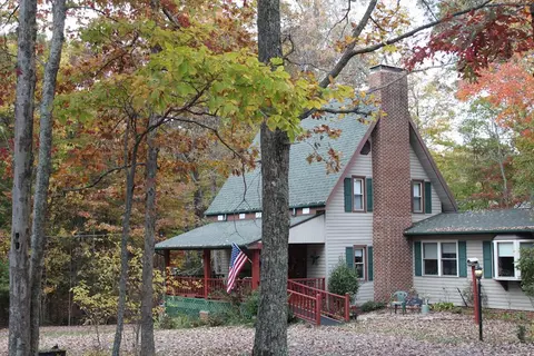 169 Woodside Rd, Galax, VA 24333
