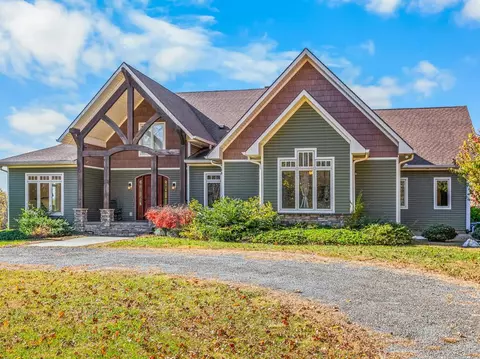 840 Bent School Rd, Meadows Of Dan, VA 24120