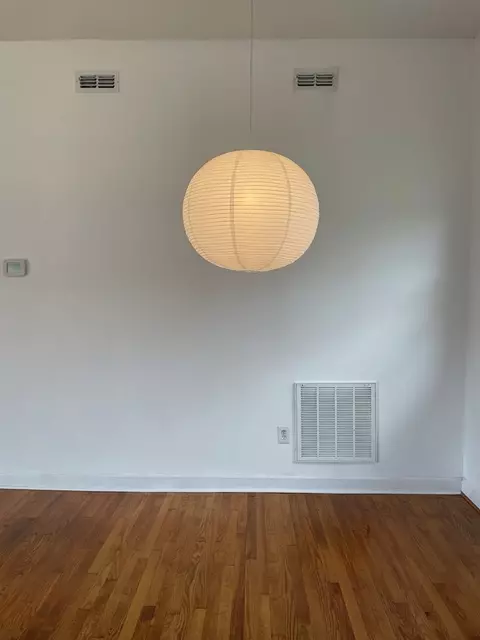 Living - 523 Docie St, Damascus, VA 24236 photo 3 of 3