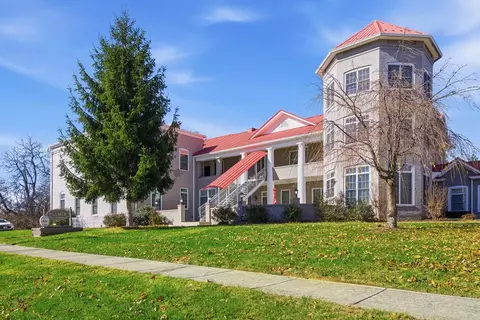 210 E Withers Rd UNIT 201, Wytheville, VA 24382