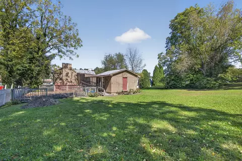 Exterior - 302 SW Front St, Abingdon, VA 24210 photo 17 of 20
