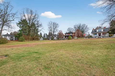 302 SW Front St, Abingdon, VA 24210 photo 39