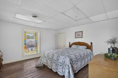 Bedroom - 302 SW Front St, Abingdon, VA 24210 photo 3 of 3