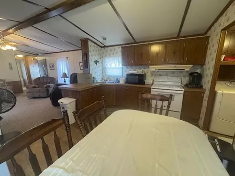 973 Apache Trl, Fancy Gap, VA 24328 photo 5