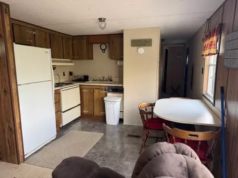 952 Apache Trl, Fancy Gap, VA 24328 photo 6