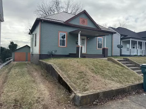 1006 Highland Ave, Bristol, VA 24201