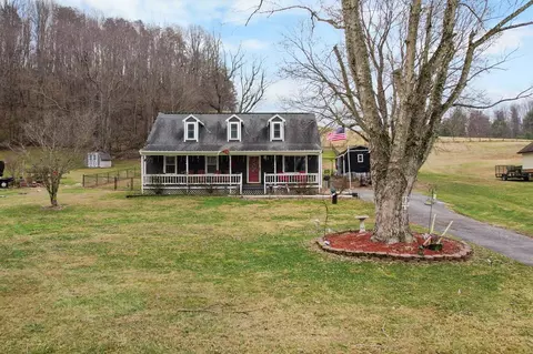 787 Wet Springs Rd, Chilhowie, VA 24319