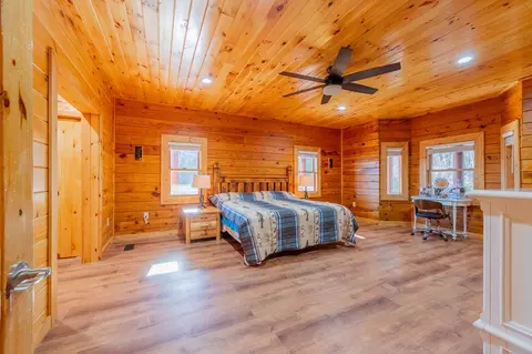 Bedroom - 248 Falcon Ridge Rd, Fries, VA 24330 photo 1 of 15