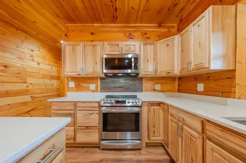 Kitchen - 248 Falcon Ridge Rd, Fries, VA 24330 photo 5 of 8