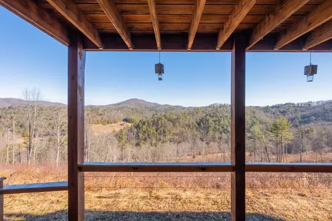 Exterior - 248 Falcon Ridge Rd, Fries, VA 24330 photo 5 of 27