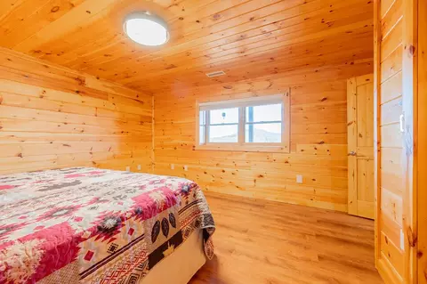 Bedroom - 248 Falcon Ridge Rd, Fries, VA 24330 photo 14 of 15