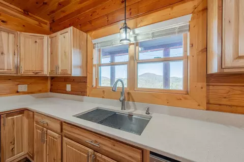 Kitchen - 248 Falcon Ridge Rd, Fries, VA 24330 photo 4 of 8
