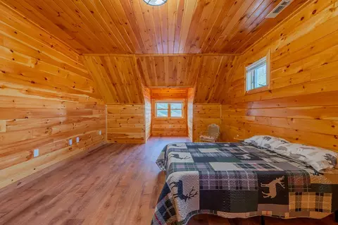 Bedroom - 248 Falcon Ridge Rd, Fries, VA 24330 photo 10 of 15