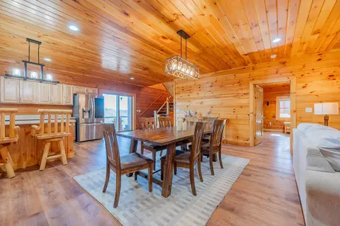 Dining - 248 Falcon Ridge Rd, Fries, VA 24330 photo 3 of 4