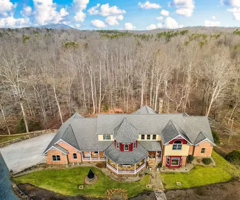 1280 River Bluff Trl, Tobaccoville, NC 27050
