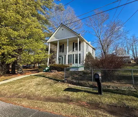 343 Magnolia Dr, Glade Spring, VA 24340